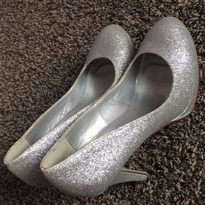[ Diamond ] silver heels